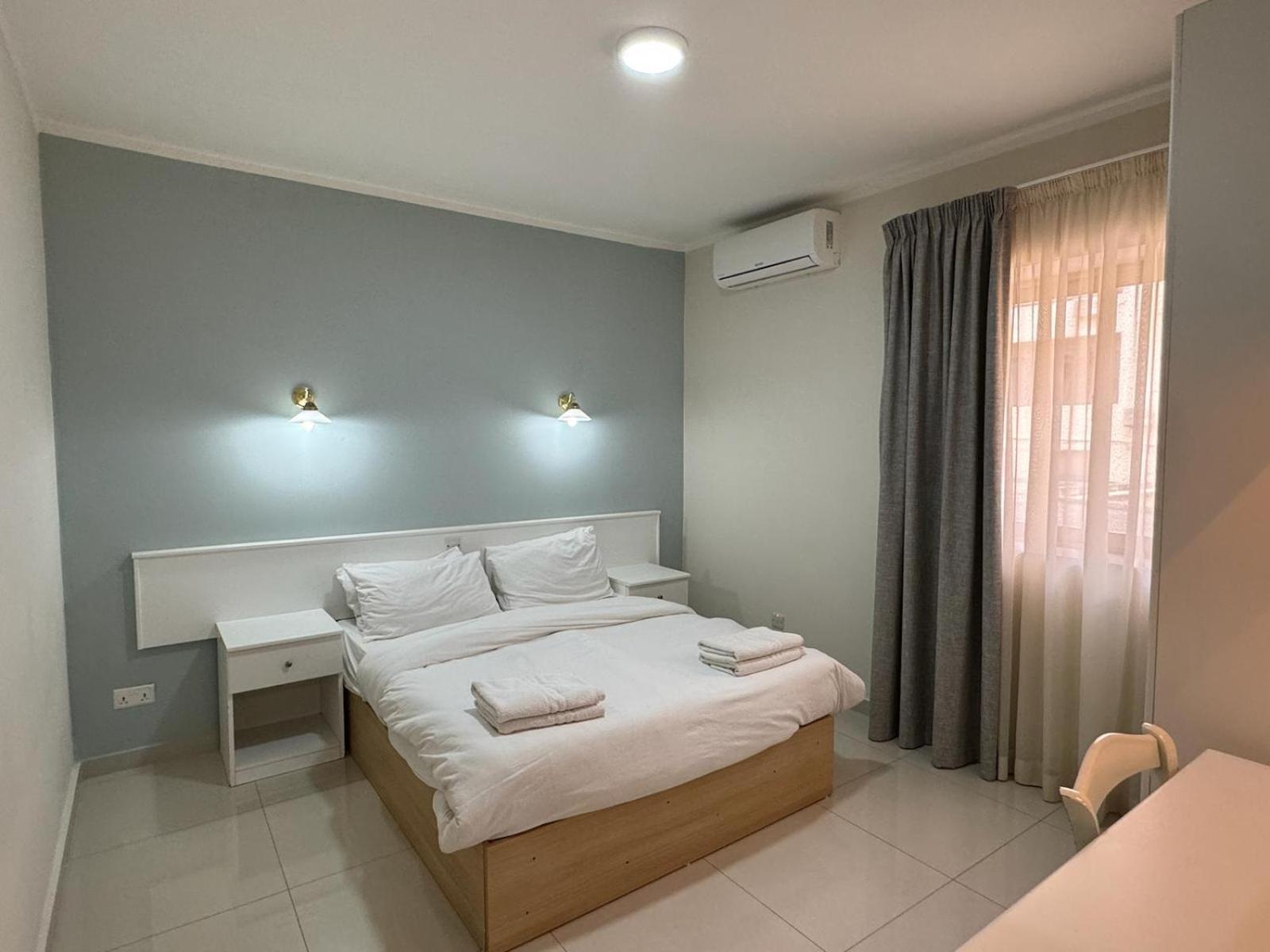 The Triton Aparthotel St. Paul's Bay Bagian luar foto